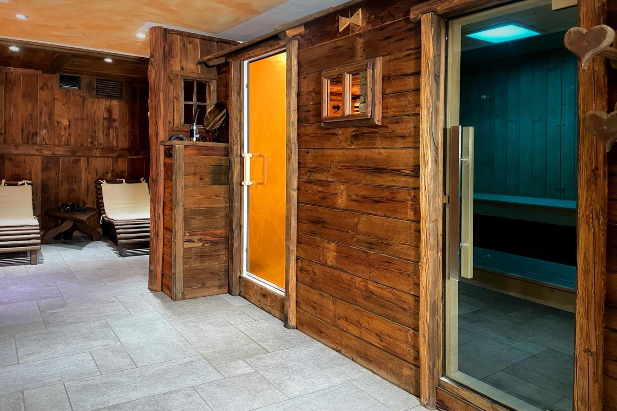 Hotel Belvedere Конье Экстерьер фото
