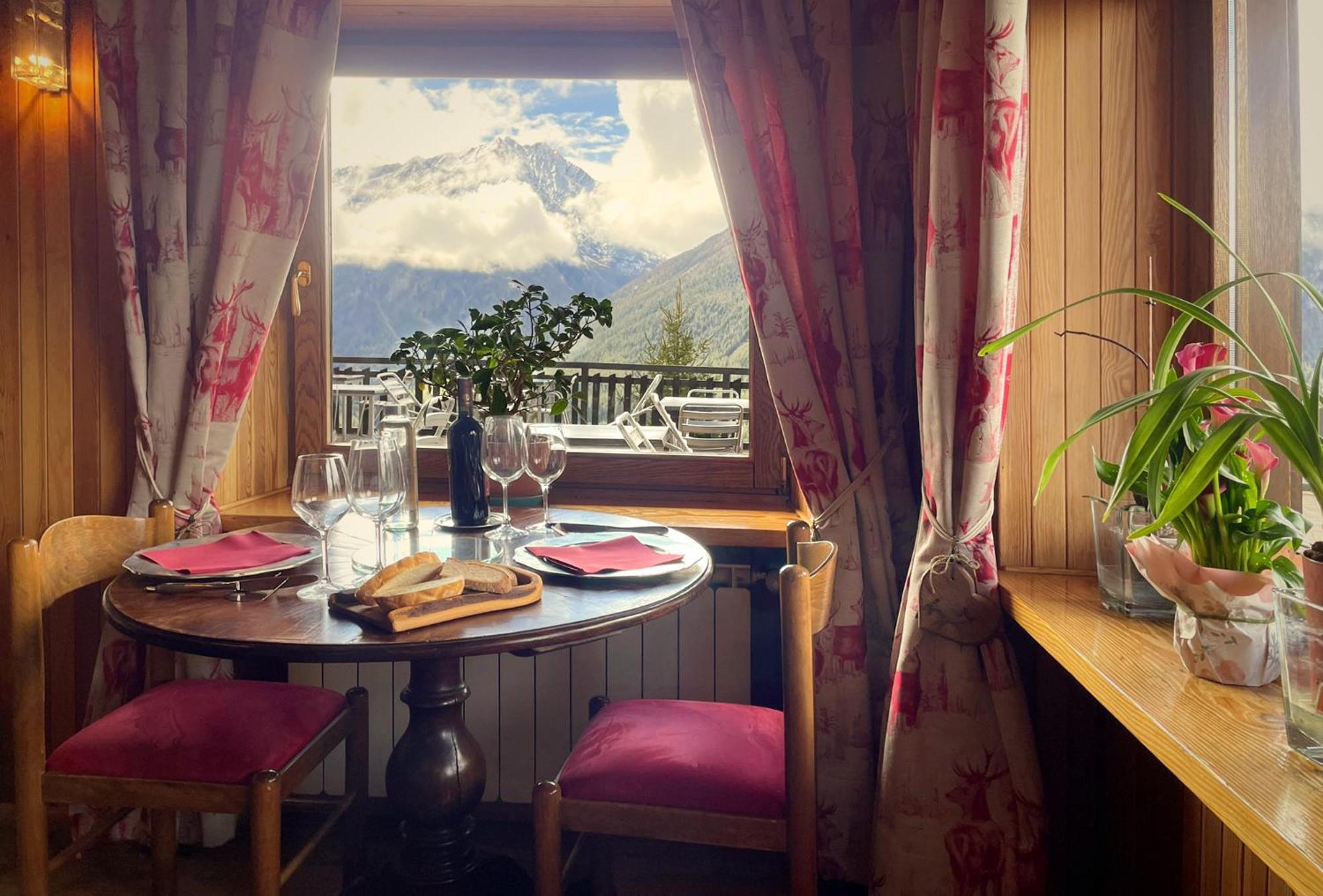 Hotel Belvedere Конье Экстерьер фото